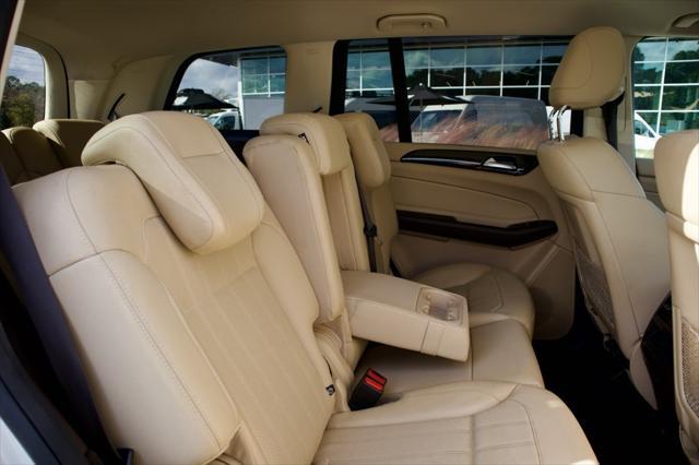 Photo of 2019 White Mercedes-Benz GLS 450