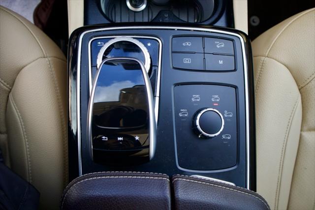 Photo of 2019 White Mercedes-Benz GLS 450