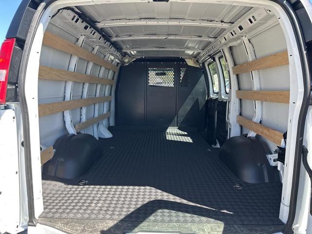 Photo of 2023 Summit White GMC Savana 2500