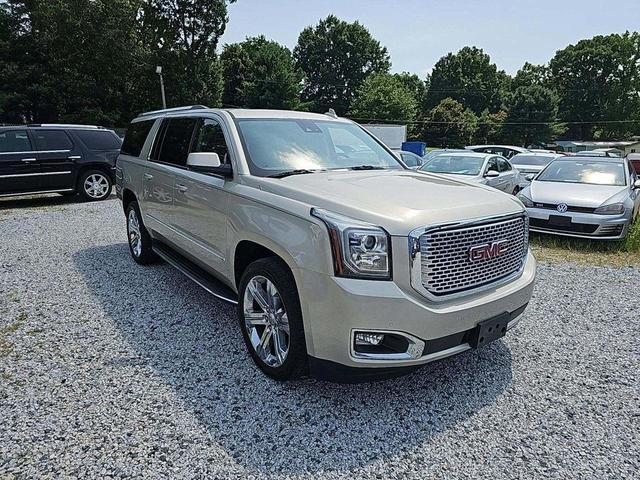 Photo of 2017 Sparkling Silver Metallic GMC Yukon XL