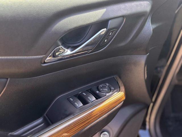 Photo of 2019 Ebony Twilight Metallic GMC Acadia