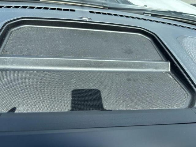 Photo of 2023 Oxford White Ford F-150
