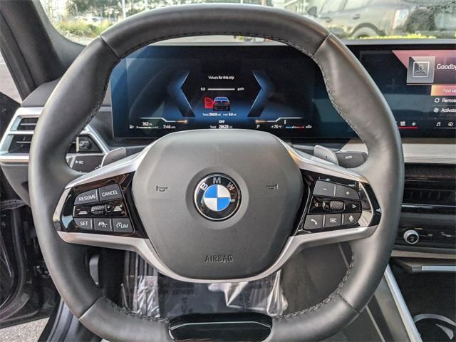 Photo of 2025 Alpine White BMW 330