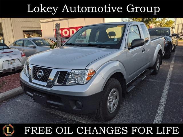 Photo of 2018 Brilliant Silver Nissan Frontier