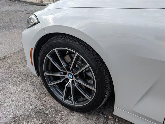 Photo of 2024 Alpine White BMW 430