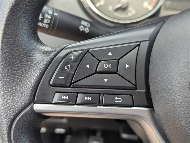Photo of 2022 Scarlet Ember Nissan Rogue Sport