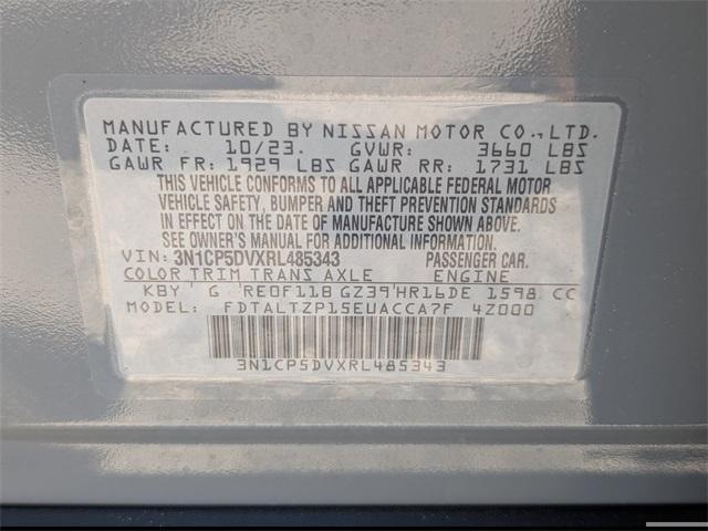 Photo of 2024 Boulder Gray Metallic Nissan Kicks