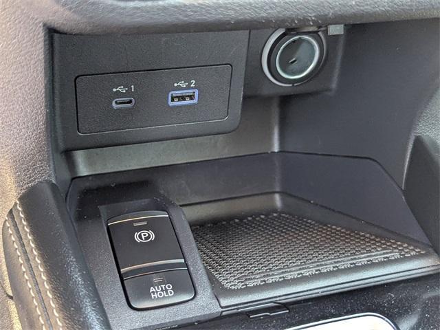 Photo of 2024 Boulder Gray Metallic Nissan Kicks