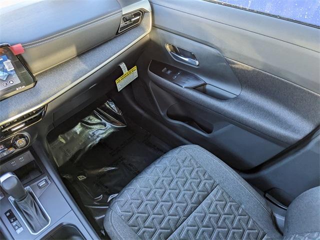 Photo of 2026 Aspen White Tri Nissan Kicks