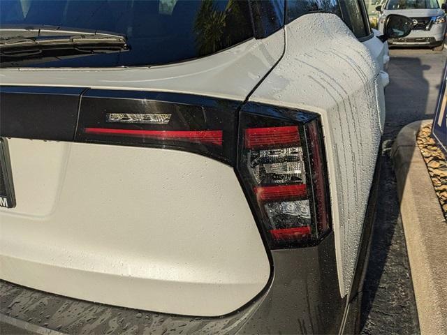 Photo of 2026 Aspen White Tri Nissan Kicks