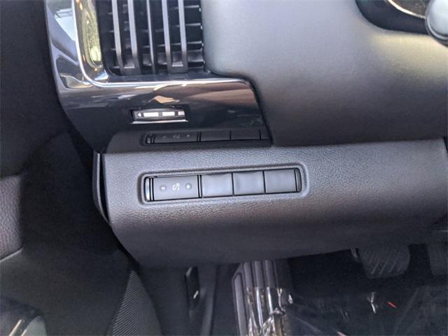 Photo of 2022 Gun Metallic Nissan Pathfinder