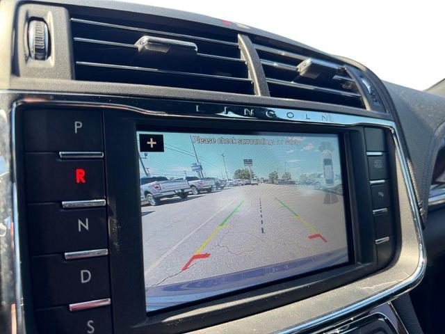 Photo of 2018 Blue Diamond Lincoln Continental