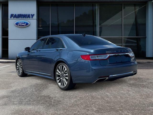 Photo of 2018 Blue Diamond Lincoln Continental