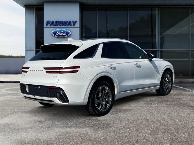 Photo of 2025 Uyuni White Genesis GV70