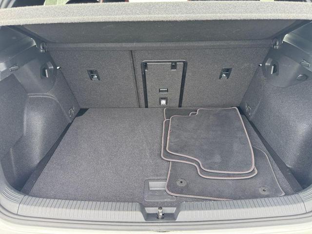 Photo of 2024 Opal White Pearl Effect Volkswagen Golf GTI
