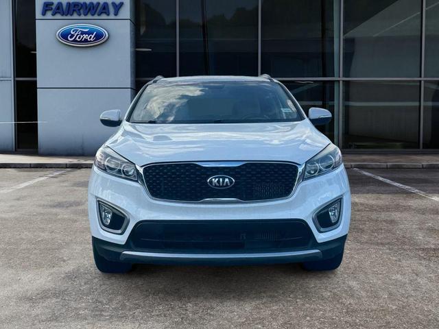 Photo of 2016 Snow White Pearl Kia Sorento