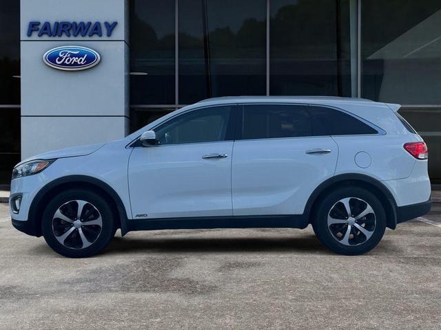 Photo of 2016 Snow White Pearl Kia Sorento