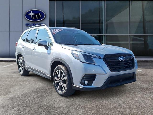 Photo of 2024 Ice Silver Metallic Subaru Forester