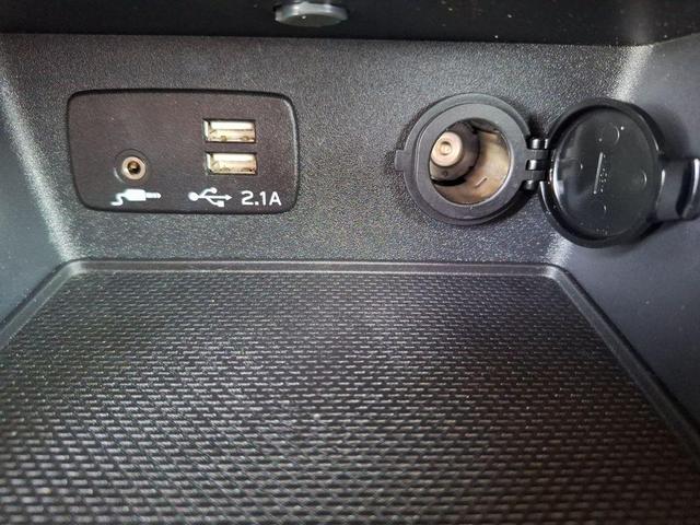 Photo of 2024 Ice Silver Metallic Subaru Forester