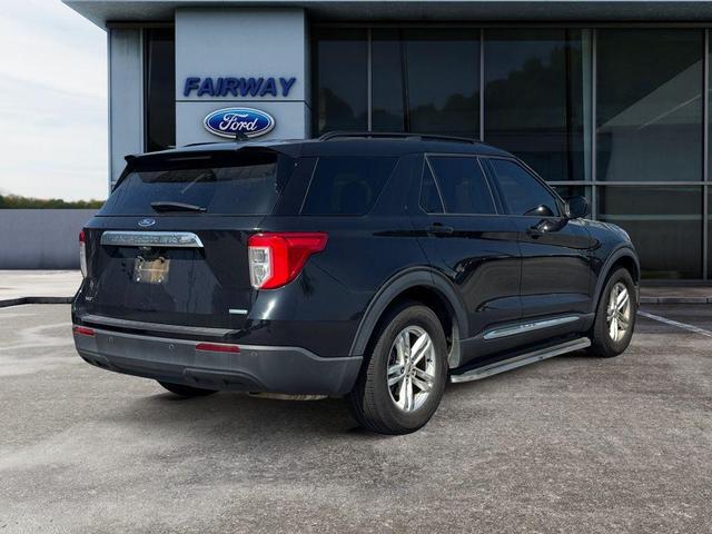 Photo of 2020 Agate Black Metallic Ford Explorer