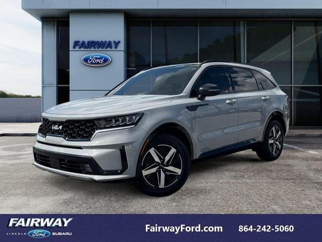 Photo of 2023 Wolf Gray Kia Sorento