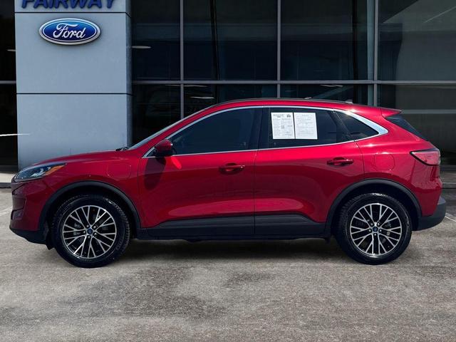 Photo of 2022 Rapid Red Metallic Tinted Clearcoat Ford Escape PHEV
