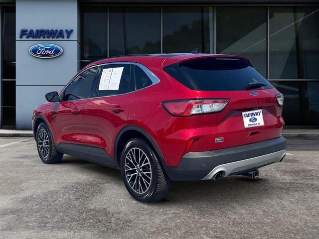 Photo of 2022 Rapid Red Metallic Tinted Clearcoat Ford Escape PHEV