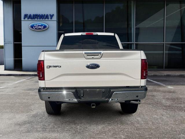 Photo of 2017 White Platinum Tri-Coat Metallic Ford F-150