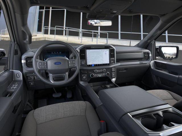 Photo of 2025 Oxford White Ford F-150