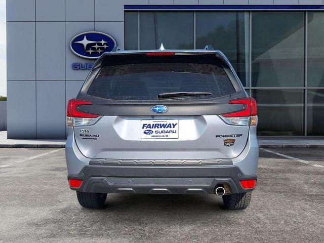 Photo of 2023 Ice Silver Metallic Subaru Forester