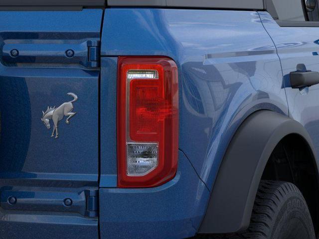 Photo of 2025 Velocity Blue Metallic Ford Bronco