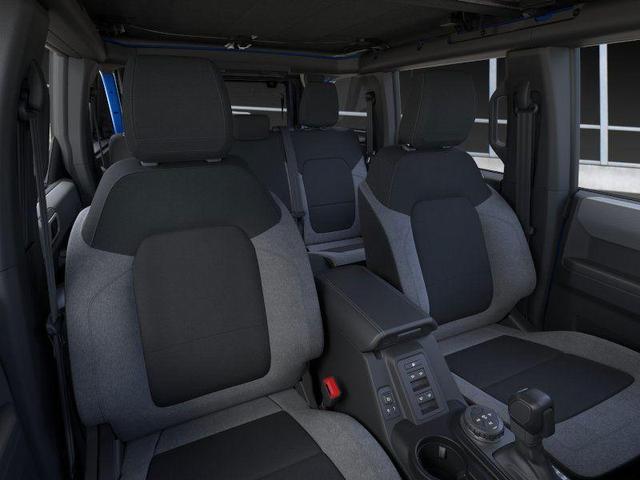 Photo of 2025 Velocity Blue Metallic Ford Bronco