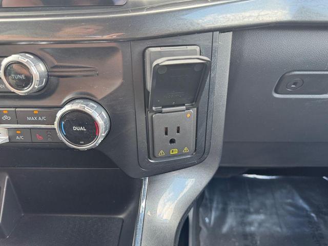 Photo of 2023 Agate Black Metallic Ford F-150