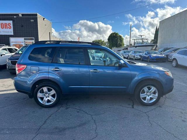 Photo of 2009 Newport Blue Pearl Subaru Forester
