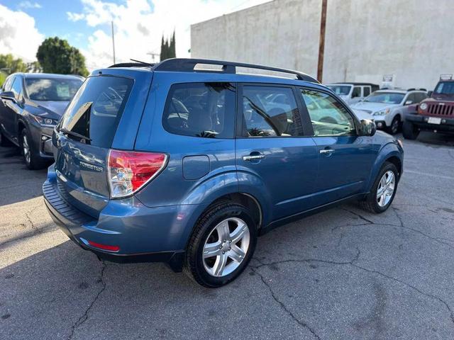 Photo of 2009 Newport Blue Pearl Subaru Forester