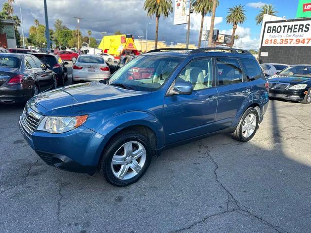 Photo of 2009 Newport Blue Pearl Subaru Forester