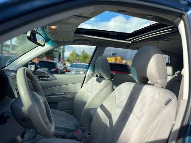 Photo of 2009 Newport Blue Pearl Subaru Forester