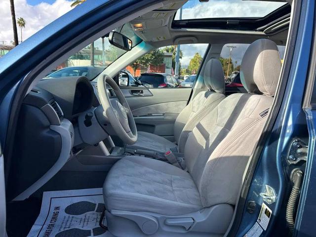 Photo of 2009 Newport Blue Pearl Subaru Forester