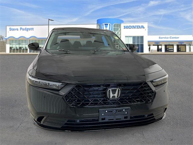 Photo of 2025 Crystal Black Pearl Honda Accord Hybrid