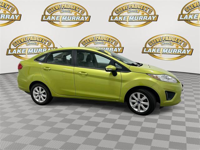 Photo of 2013 Lime Squeeze Metallic Ford Fiesta