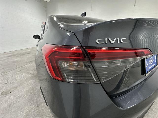 Photo of 2022 Meteorite Gray Metallic Honda Civic