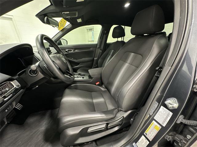 Photo of 2022 Meteorite Gray Metallic Honda Civic