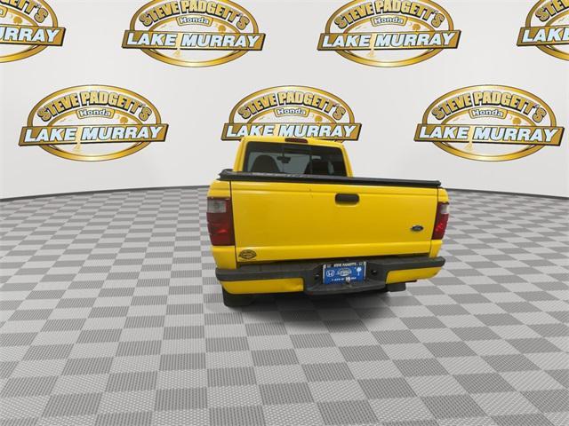 Photo of 2002 Yellow Ford Ranger