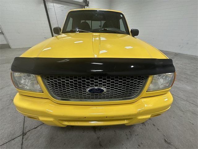 Photo of 2002 Yellow Ford Ranger