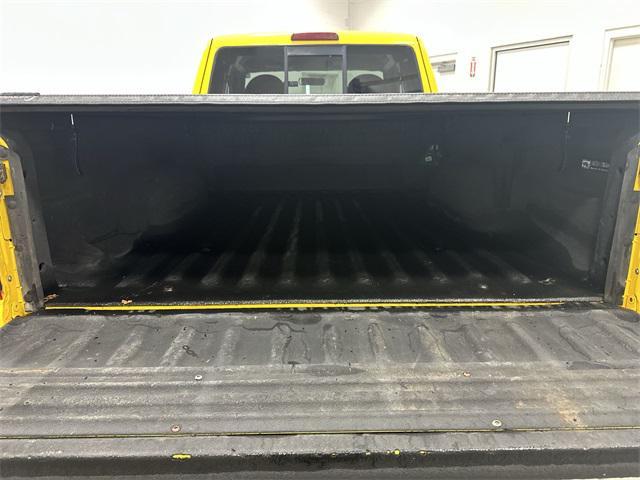 Photo of 2002 Yellow Ford Ranger