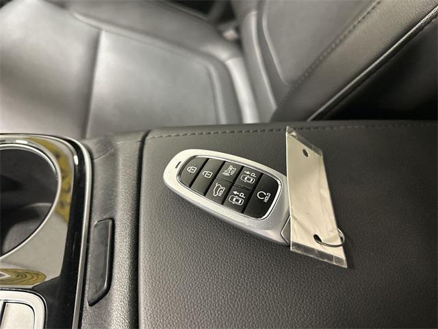 Photo of 2022 Quartz White Hyundai TUCSON