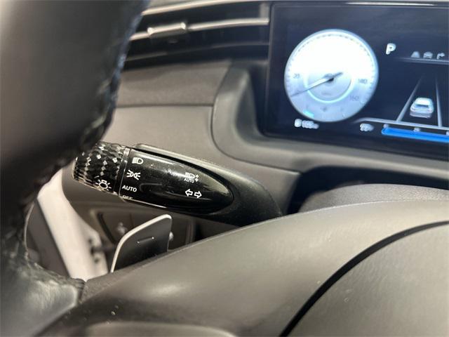 Photo of 2022 Quartz White Hyundai TUCSON