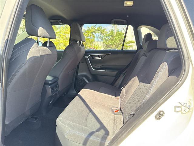 Photo of 2022 Blizzard Pearl Toyota RAV4 Hybrid
