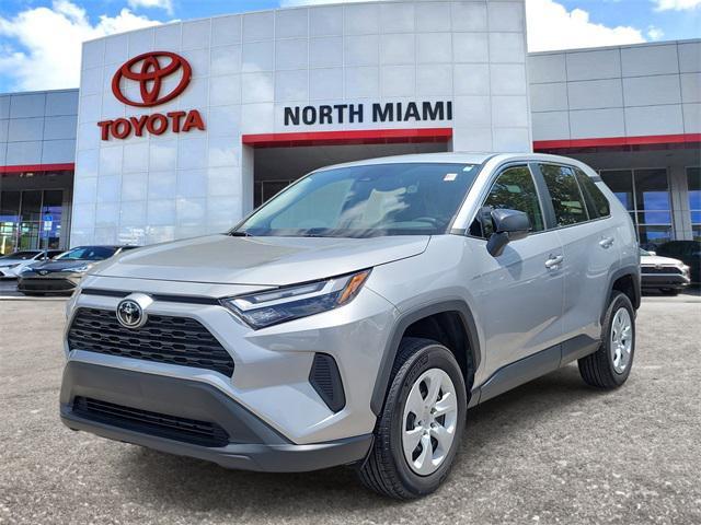 Photo of 2023 Silver Sky Metallic Toyota RAV4