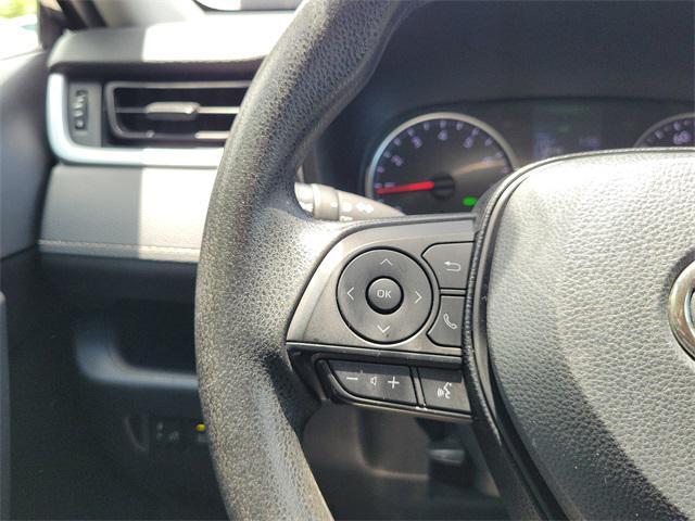 Photo of 2020 Blue Toyota RAV4